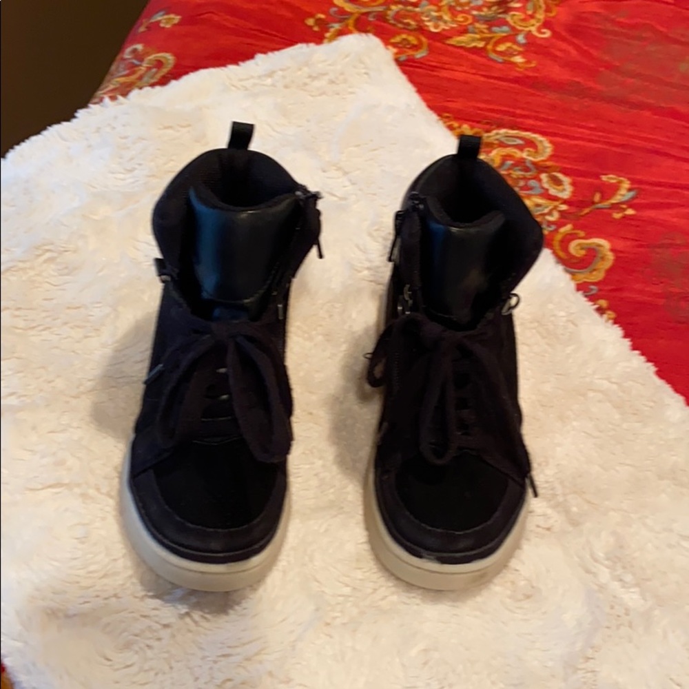 Boys gap shoes